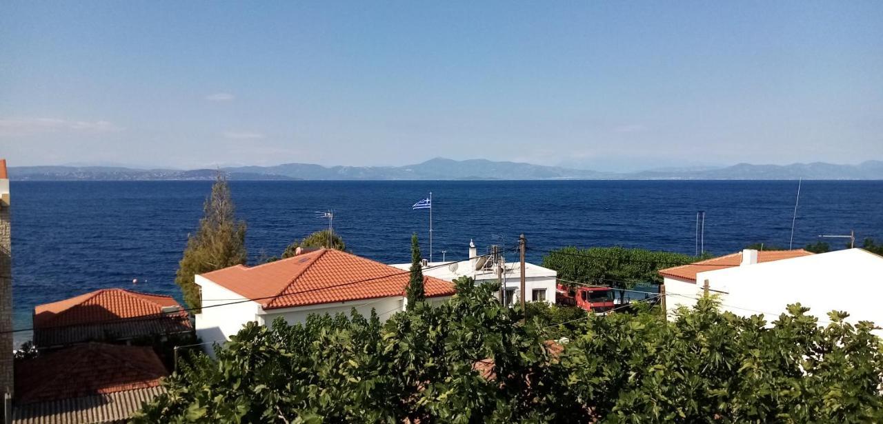 Γεώργιος Παπαϊωάννου Ενοικιαζόμενα Δωμάτια Khrónia Buitenkant foto