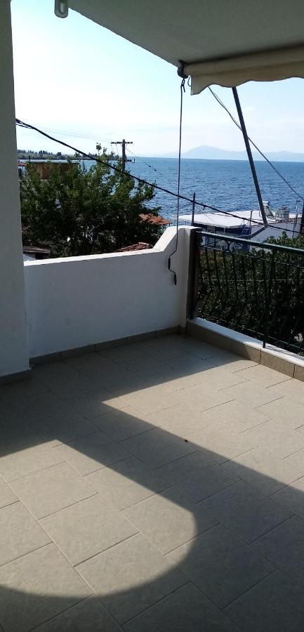 Γεώργιος Παπαϊωάννου Ενοικιαζόμενα Δωμάτια Khrónia Buitenkant foto